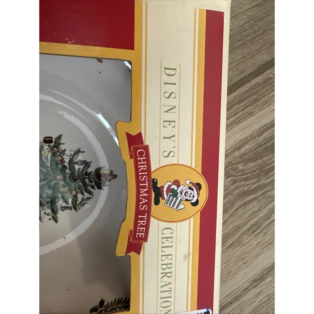 Spode Disney Christmas Tree Celebration Mickey Mouse & Co All Purpose Bowl New